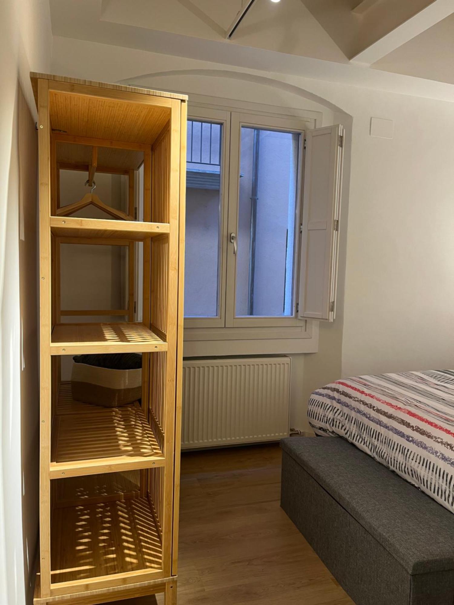 Apartaments Apturvic En El Centre Historic Phòng bức ảnh